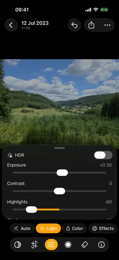 Highlights down and Shadows up: the sky and the shadows both have detail